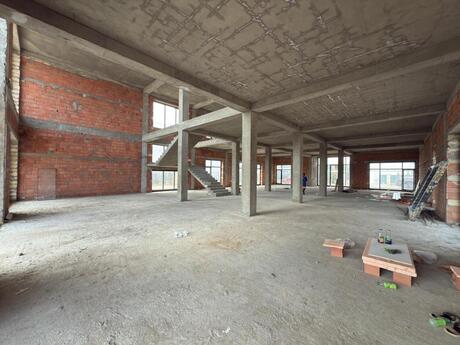 10 otaqlı həyət evi/bağ evi - Sea Breeze q. - 1000 m²