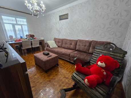3 otaqlı köhnə tikili - Nizami m. - 85 m²