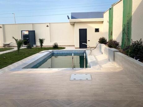 6 otaqlı həyət evi/bağ evi - Dübəndi q. - 220 m²