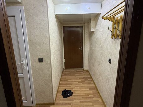 1 otaqlı köhnə tikili - Neftçilər m. - 32 m²