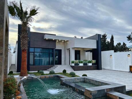 5 otaqlı həyət evi/bağ evi - Mərdəkan q. - 240 m²