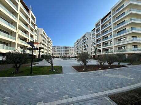 2-комн. новостройка - пос. Sea Breeze - 100 м²