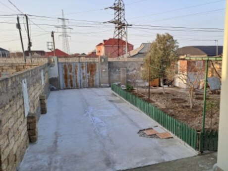 3 otaqlı həyət evi/bağ evi - Ceyranbatan q. - 85 m²