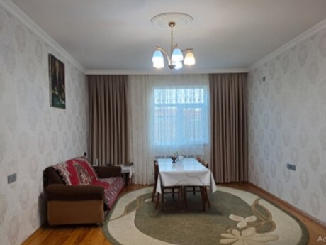3 otaqlı həyət evi/bağ evi - Ceyranbatan q. - 85 m²