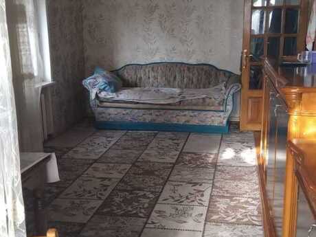 Satlr 1 otaql khn tikili 30 m, Neftilr m.
