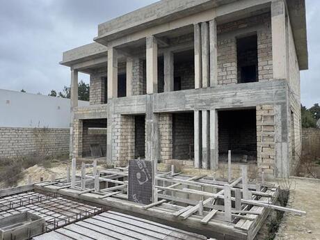 6 otaqlı həyət evi/bağ evi - Mərdəkan q. - 300 m²