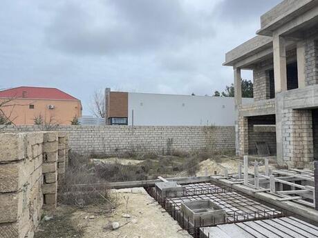 6 otaqlı həyət evi/bağ evi - Mərdəkan q. - 300 m²