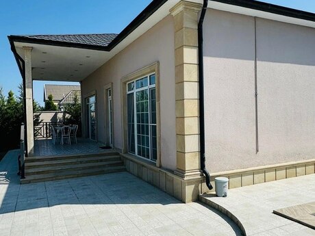 4 otaqlı həyət evi/bağ evi - Mərdəkan q. - 220 m²
