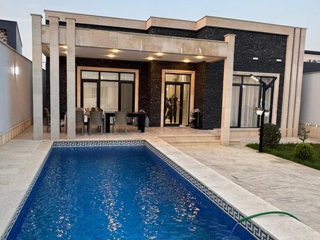 4 otaqlı həyət evi/bağ evi - Şüvəlan q. - 240 m²