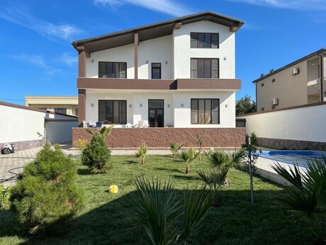 6-комн. дом/дача - пос. Шувеляны - 450 м²