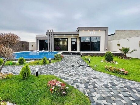 4 otaqlı həyət evi/bağ evi - Şüvəlan q. - 240 m²