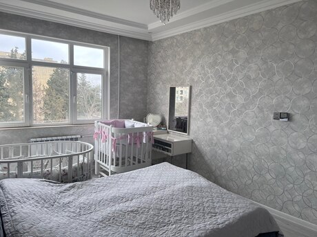 3 otaqlı köhnə tikili - Azadlıq Prospekti m. - 75 m²
