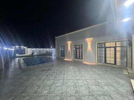 4 otaqlı həyət evi/bağ evi - Novxanı q. - 160 m²