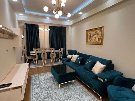 Elan №5968418 - Bakı, İnşaatçılar m., 3 otaqlı, 135 m², 14/16 mərtəbə