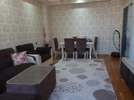 Satlr 2 otaql yeni tikili 70 m, Neftilr m.