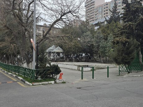 2-комн. вторичка - м. Элмляр Академиясы - 40.3 м²