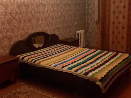 Satlr 4 otaql khn tikili 100 m, Memar cmi m.