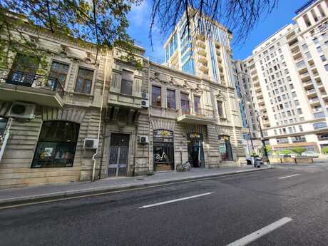 3 otaqlı mənzil, 100 m², Sahil: 430 000 ₼ 2