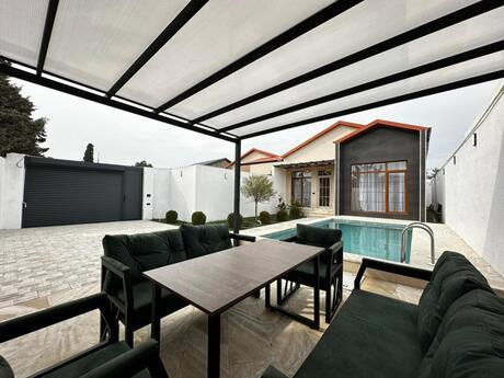 4 otaqlı həyət evi/bağ evi - Şüvəlan q. - 140 m²