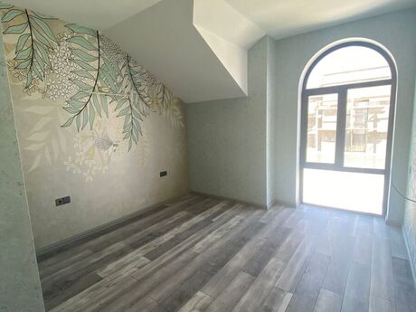 5 otaqlı həyət evi/bağ evi - Şüvəlan q. - 180 m²