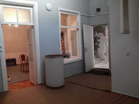 1 otaqlı köhnə tikili - 28 May m. - 40 m²