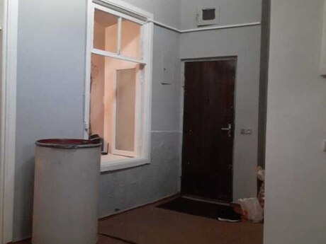 1 otaqlı köhnə tikili - 28 May m. - 40 m²