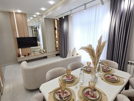 2-комн. новостройка - м. Кара Караев - 77 м²