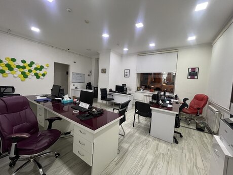 2-комн. офис - м. Ичеришехер - 65 м²
