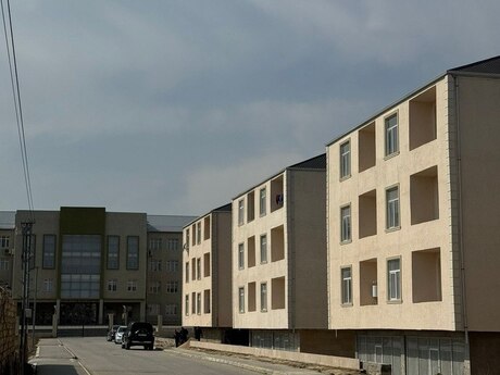 Elan №5966382 - Bakı, Binəqədi q., 2 otaqlı, 60 m², 2/4 mərtəbə