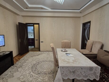 3-комнатная квартира, 70 м², Qurtuluş 93: 103 000 ₼ 3