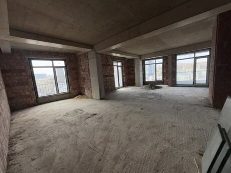 2-комн. новостройка - Сабаильский р. - 72.4 м²