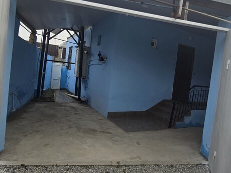3 otaqlı həyət evi/bağ evi - Biləcəri q. - 75 m²