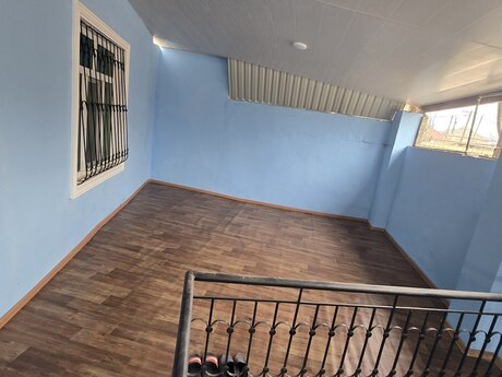 3 otaqlı həyət evi/bağ evi - Biləcəri q. - 75 m²