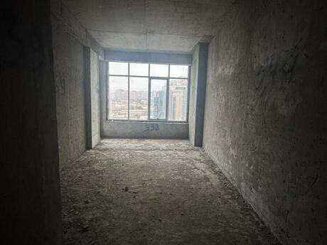 3-комн. новостройка - м. Низами - 169 м²