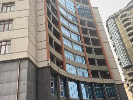 Elan №5969467 - Bakı, Nizami m., 3 otaqlı, 169 m², 11/14 mərtəbə