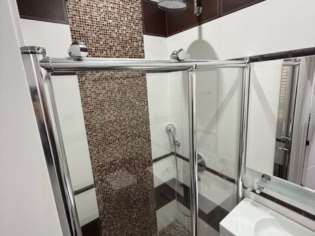 6 otaqlı ofis - Nərimanov r. - 200 m²