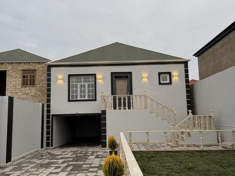 5 otaqlı həyət evi/bağ evi - Binə q. - 120 m²