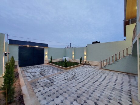 4 otaqlı həyət evi/bağ evi - Hövsan q. - 147 m²