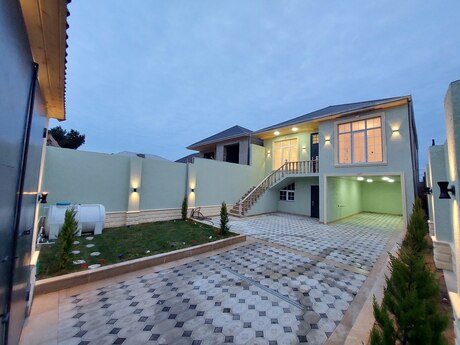4 otaqlı həyət evi/bağ evi - Hövsan q. - 147 m²