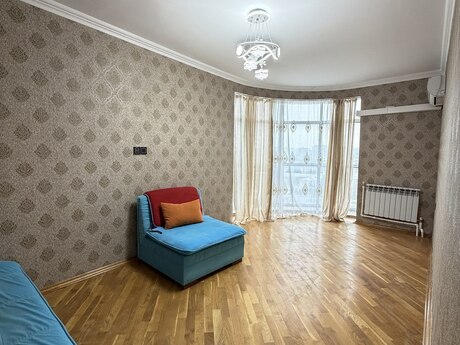 3 otaqlı köhnə tikili - Bakıxanov q. - 115 m²