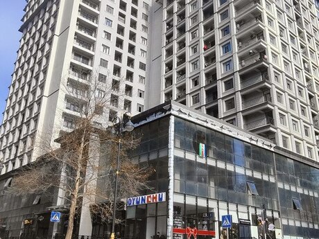 Elan №5969804 - Bakı, 28 May m., 3 otaqlı, 150 m², 16/17 mərtəbə