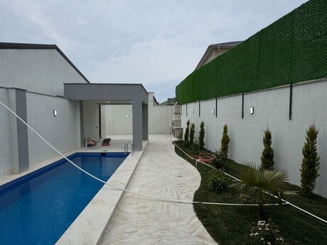 4 otaqlı həyət evi/bağ evi - Şüvəlan q. - 160 m²