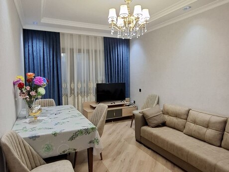 3-комн. вторичка - м. Азадлыг проспекти - 90 м²