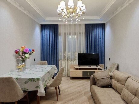 3-комн. вторичка - м. Азадлыг проспекти - 90 м²