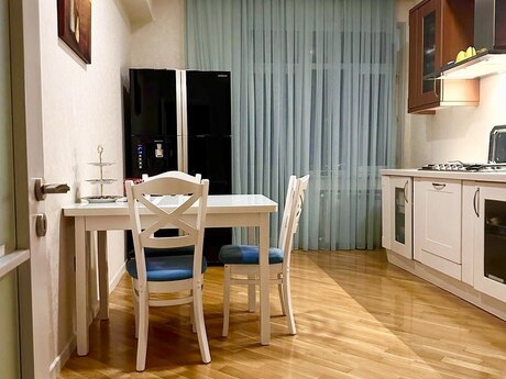 2 otaqlı yeni tikili - Nəsimi r. - 105 m²