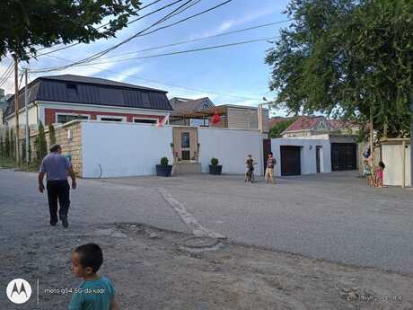 5 otaqlı həyət evi/bağ evi - Şıxov q. - 200 m²