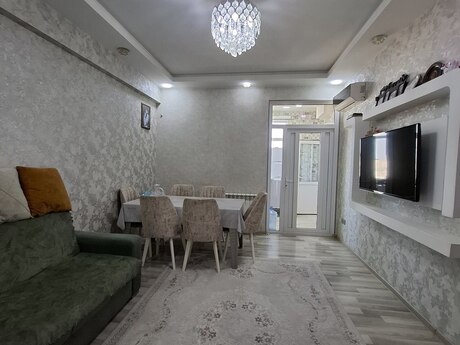 Satılır 3 otaqlı yeni tikili 70 m², Xırdalan