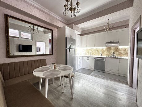 Elan №5970004 - Bakı, 28 May m., 2 otaqlı, 50 m², 6/14 mərtəbə