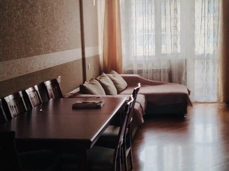 2 otaqlı köhnə tikili - Nizami m. - 60 m²
