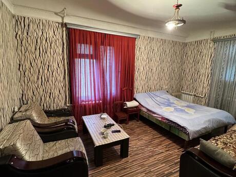 1 otaqlı köhnə tikili - Azadlıq Prospekti m. - 38 m²